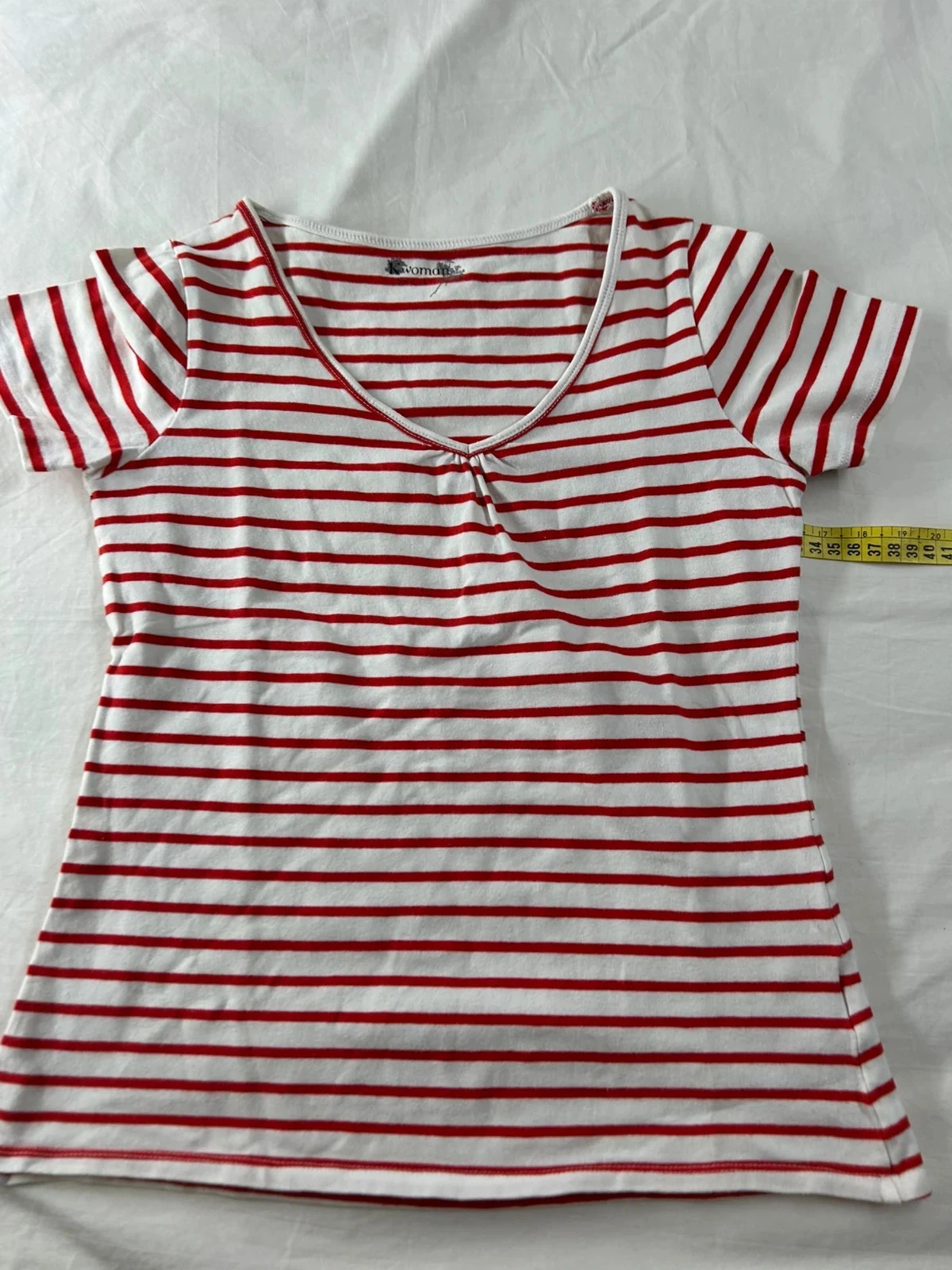 Camiseta a rayas rojas y blancas de manga corta talla L para mujer – photo 2